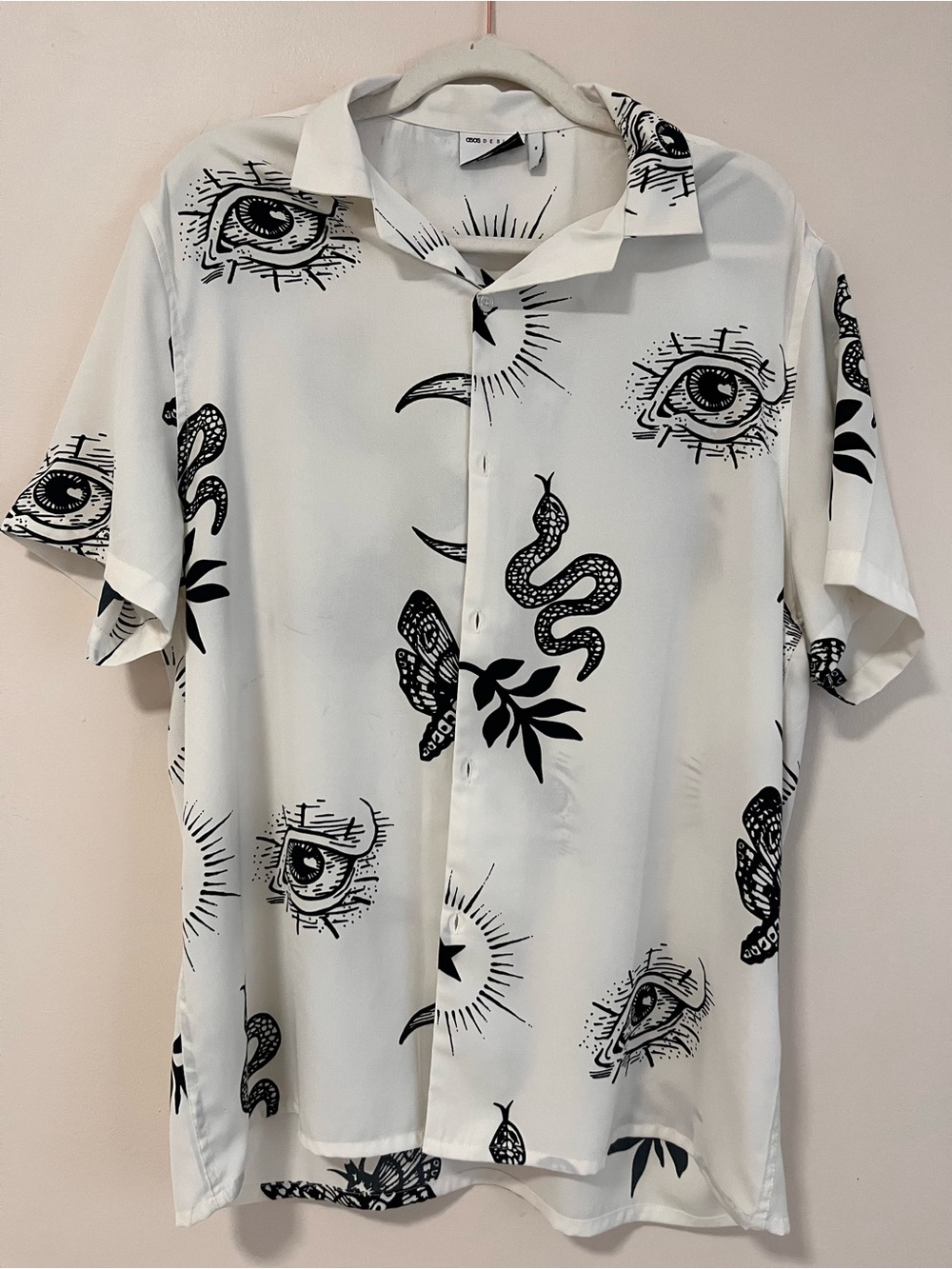 ASOS Men's White Short-Sleeve Button Shirt with Black Graphic Print